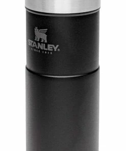 Stanley NEVERLEAK 0,47l, Schwarz -WMF-Geschäft 222 675201 web1