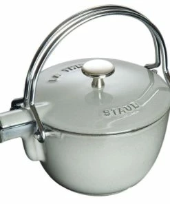 Staub Teekanne Und Wasserkessel Aus Gusseisen In Graphitgrau