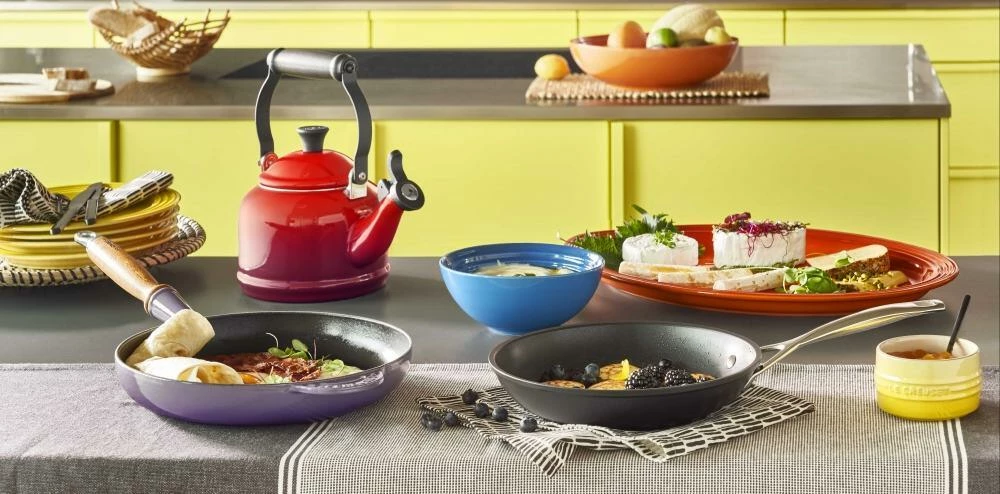 Le Creuset Wasserkessel Demi Schwarz 4 Le Creuset Wasserkessel Demi Schwarz – Bild 2