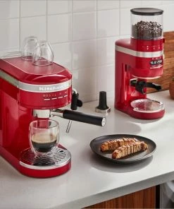 KitchenAid Halbautomatische Espressomaschine ARTISAN In Empire Rot 17 KitchenAid Halbautomatische Espressomaschine ARTISAN In Empire Rot -WMF-Geschäft P191794kp 065z EMEA ER