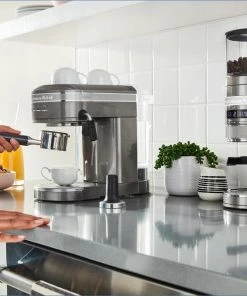 KitchenAid Halbautomatische Espressomaschine ARTISAN In Medallion Silber -WMF-Geschäft P200263kp 016z EMEA MS