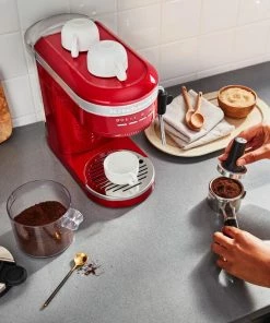 KitchenAid Halbautomatische Espressomaschine ARTISAN In Liebesapfelrot -WMF-Geschäft P200263kp 078z