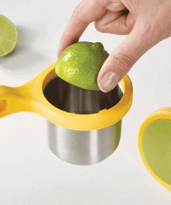 Joseph Joseph Zitronenpresse Helix -WMF-Geschäft web JJ Helix Citrus 20101 IU1